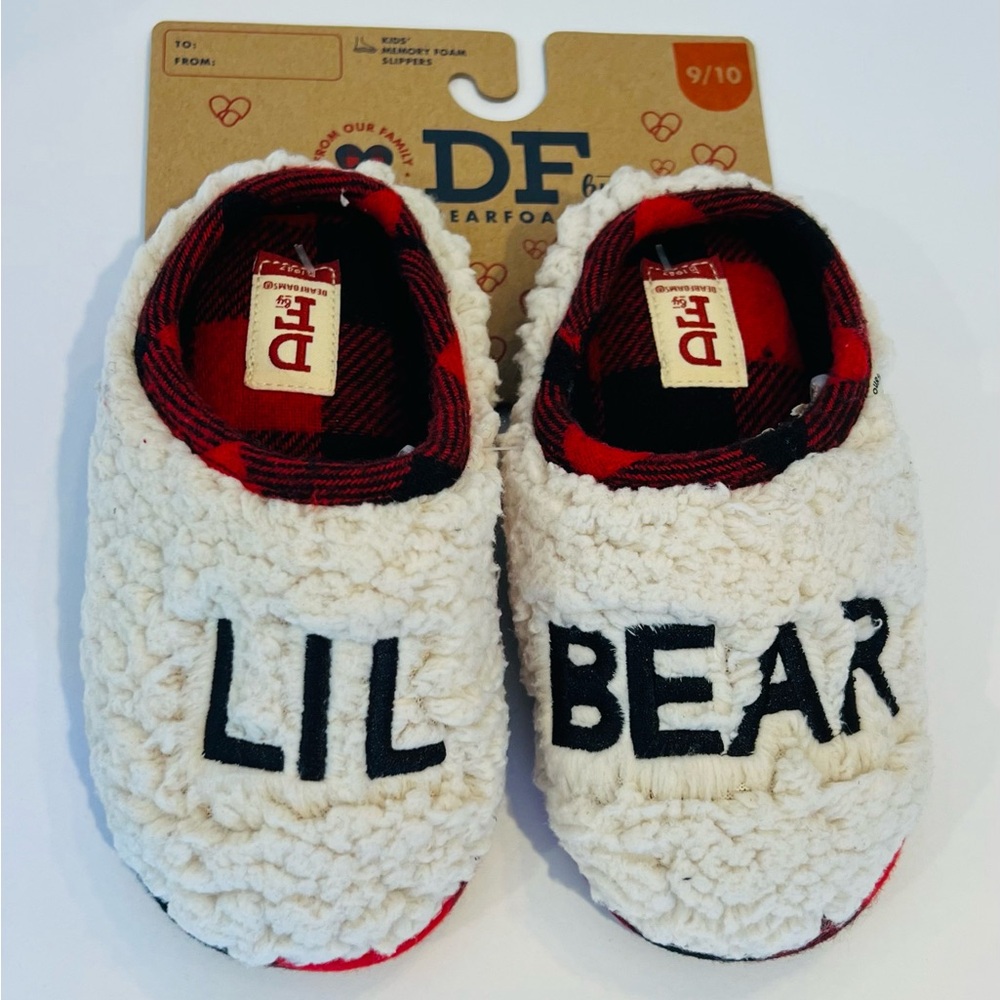 NWT Lil Bear unisex children’s slippers